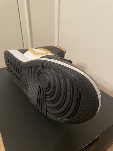 BRAND NEW Size 13 JORDAN 1 MID WHITE/POLLEN/BLACK BASKETBALL SHOES - Picture 6 of 11
