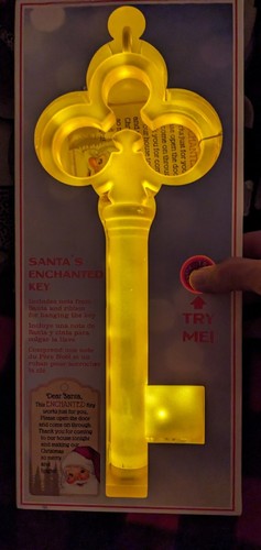 Mr. Christmas Santa's Enchanted Illuminating Key Wall/Door Decor New In Box - Picture 3 of 3