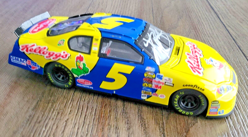 KYLE BUSCH Signed 2005 Team Caliber #5 Kellogg's Monte Carlo ROOKIE 1/24 - Picture 9 of 9