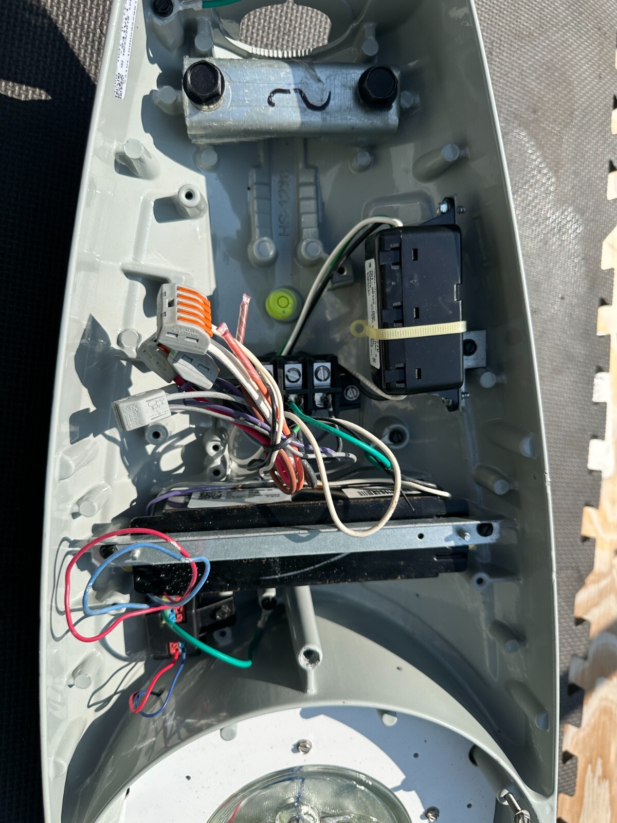 Picture 5 of 8