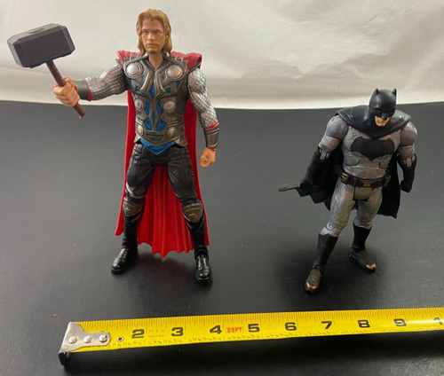 THOR MARVEL 8” WITH HAMMER /MATTEL DC MULTIVERSE BATMAN VS SUPERMAN ADJUSTABLE - Picture 9 of 11