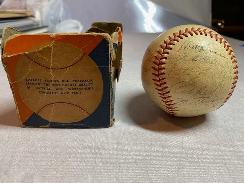 1952 Detroit Tigers Team Signed Baseball 25 Sigs: Newhouser Hutchinson JSA - O - Picture 1 of 9