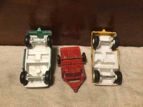 Vintage 1960/70’s Diecast Tootsietoy Jumpin’ Jeeper W/Trailer & Extra Jeep - Picture 7 of 9