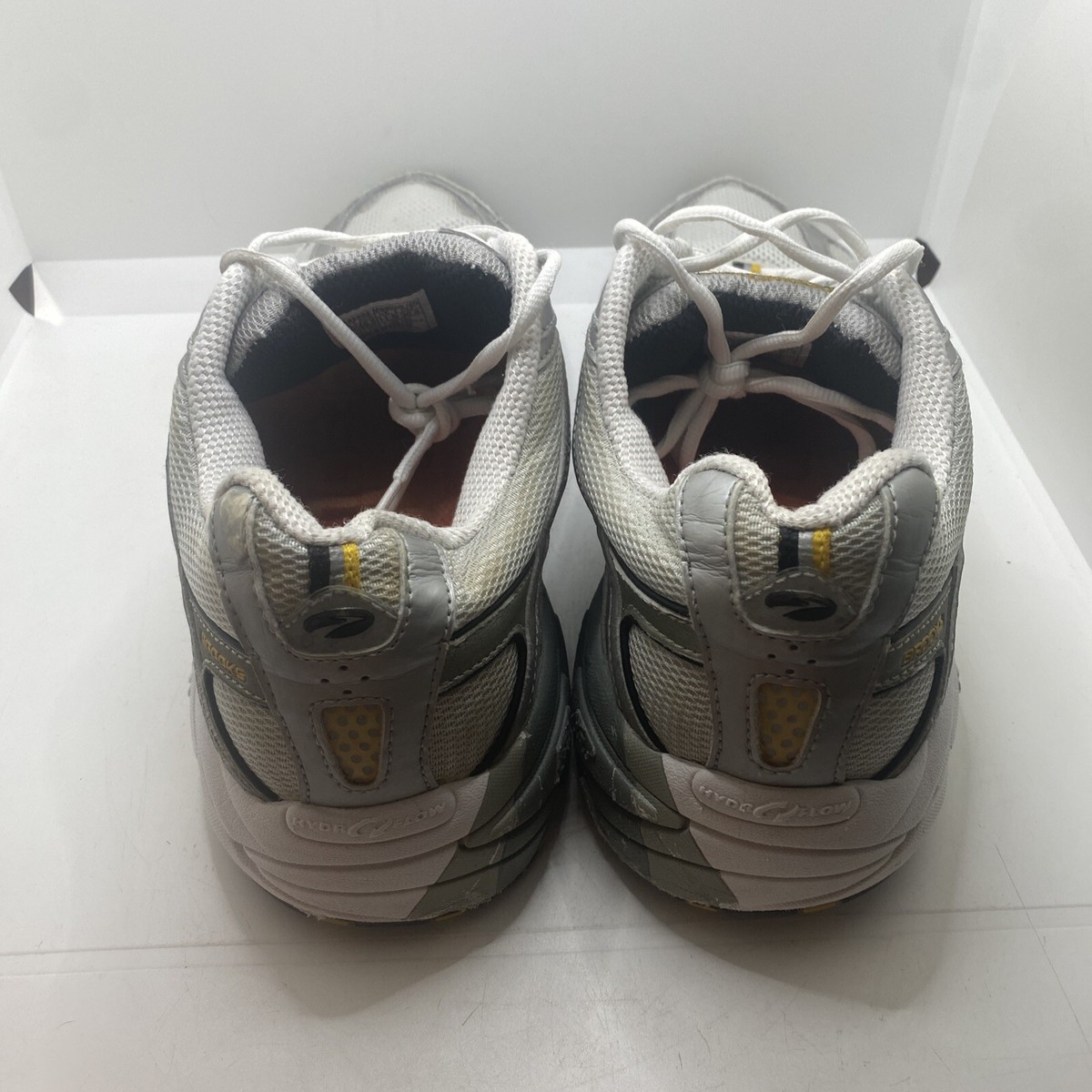 Brooks addiction best sale running shoes mens