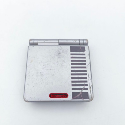 Nintendo Game Boy Advance Sp Nes Limited Edition Ags 001 Console con Caricatore - Imagen 5 de 8