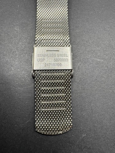 Skagen Freja SKW2381 Dress Watch Silver Gold Tone Stainless Steel Mesh Strap - Picture 8 of 11