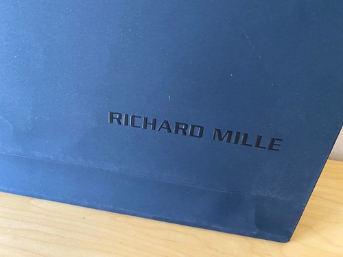Papier Tasche RICHARD MILLE Papierbeutel - 31 x 37 x 8 cm - Farbe Schwarz - Bild 2 von 5