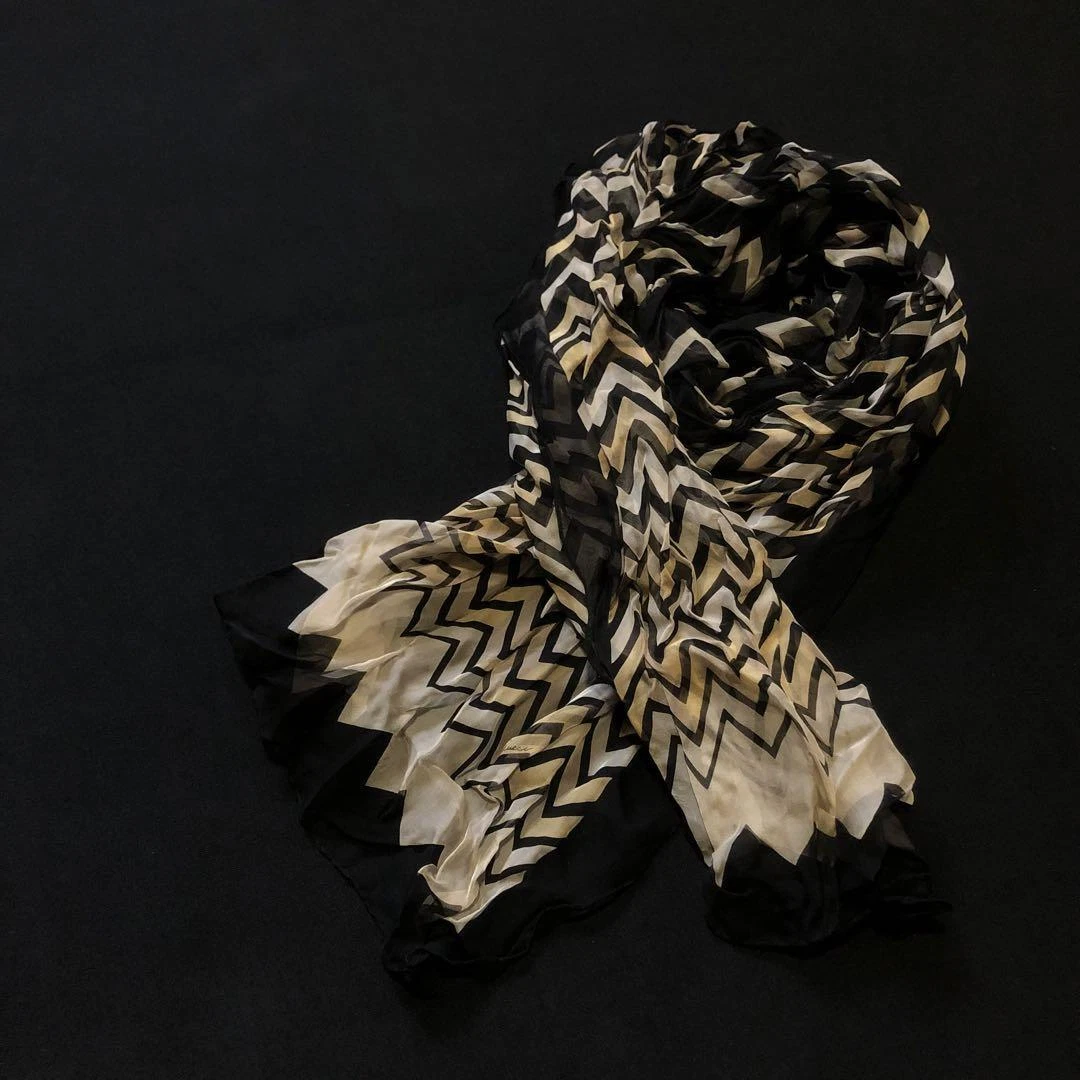 Ancien foulard vintage GUCCI en soie à motif géométrique   Mode femme   Authentique