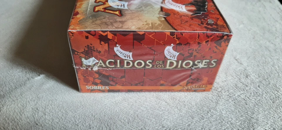 BORN OF THE GODS / BOOSTER BOX/ NEU + OVP / MAGIC THE GATHERING MTG / Spanisch - Bild 4 von 4