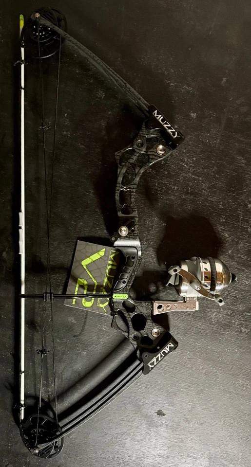 Kit de pesca com arco Muzzy V2 destro novo - Imagem 2 de 2