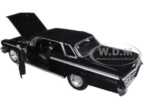 1962 CHEVROLET IMPALA SS BLACK 1/25 DIECAST MODEL CAR BY NEW RAY 71843 A - Picture 2 of 5