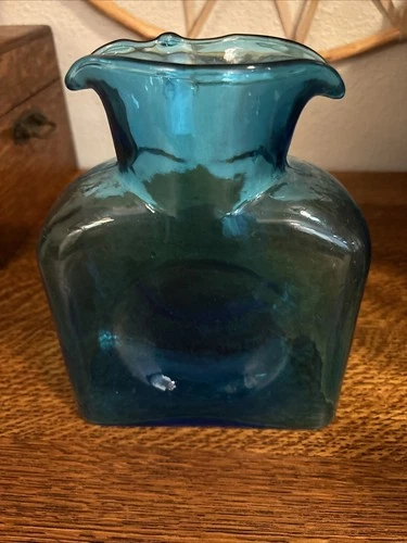 VINTAGE BLENKO GLASS DOUBLE SPOUT WATER BOTTLE CARAFE AZURE BLUE #384