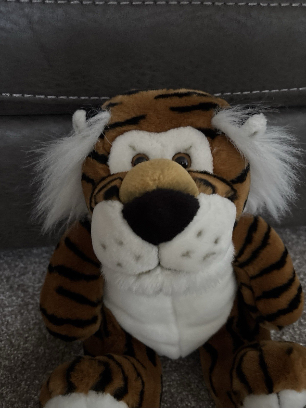 Picture 20 of 24