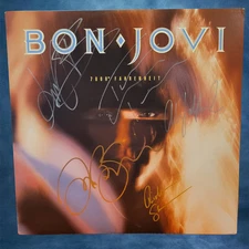 Bon Jovi - signed vinyl record - 7800 Fahrenheit - 5 signatures