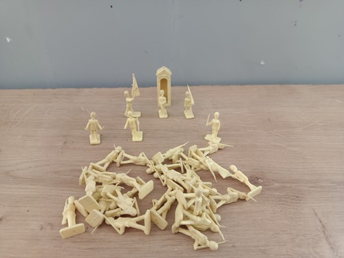 Petits Soldats 1/72 Guard Colour Airfix Atlantic 38 Stück