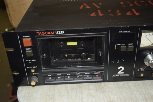 TASCAM 112B Cassette Recorder Reproducer With Manual **Repair Or Parts** - Picture 4 of 9