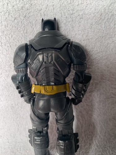 Batman v Superman Battle Armor Batman 6" Figur Mattel Cape Moreinstore fehlt - Bild 12 von 21