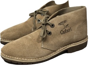 bata chukka boots