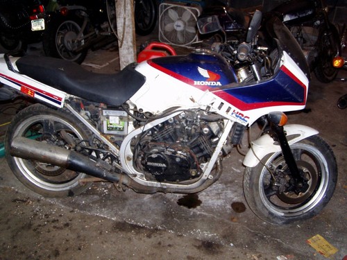 Honda VF500F- Interceptor- Seat- 1985- OEM- 84,85,86 - Picture 5 of 5