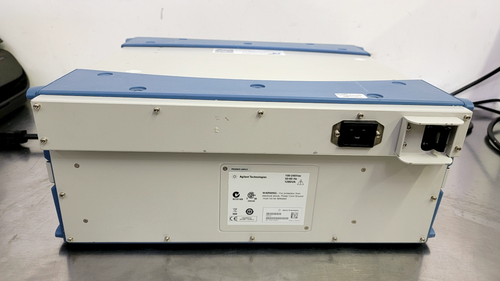 Chasis AXIe de 5 ranuras Keysight M9505A con M9505-00130: (2) Módulos: U4421A, U4154A - Imagen 15 de 17