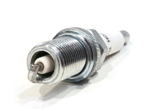 OEM | Pack of 2 Champion Spark Plugs for Briggs & Stratton 692051 694385 700646 - Picture 5 of 8
