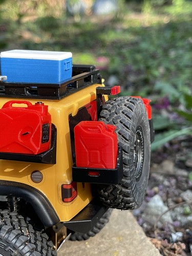 Spare Tire Mount With Third Brake Light For Axial SCX24 Jeep - Picture 2 of 5