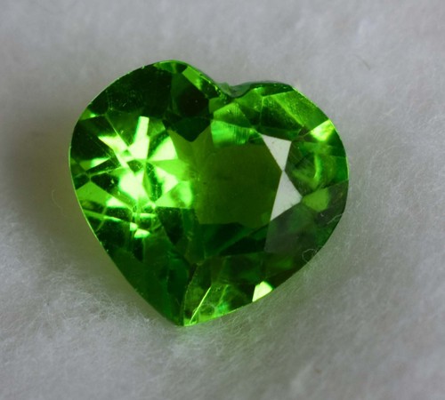 10.00 Ct Natural Green Peridot Beautiful Heart Shape Certified Loose Gemstone. - Picture 8 of 9