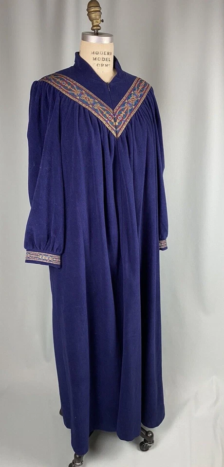 Винтажная ночная рубашка Vanity Fair РАЗМЕР БОЛЬШОЙ синий велюр коттедж 70-е 80-е пальто - Изображение 2 из 4