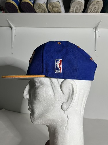 New York Knicks Mitchell & Ness NBA Snapback Hat 2Tone Flat Brim Adjustable Cap - Picture 4 of 8
