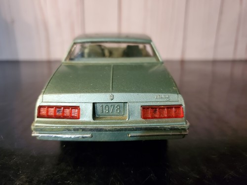 1978 Chevy Monte Carlo Dealer Promo 1:25 Scale Plastic Model Car Green - Picture 3 of 9