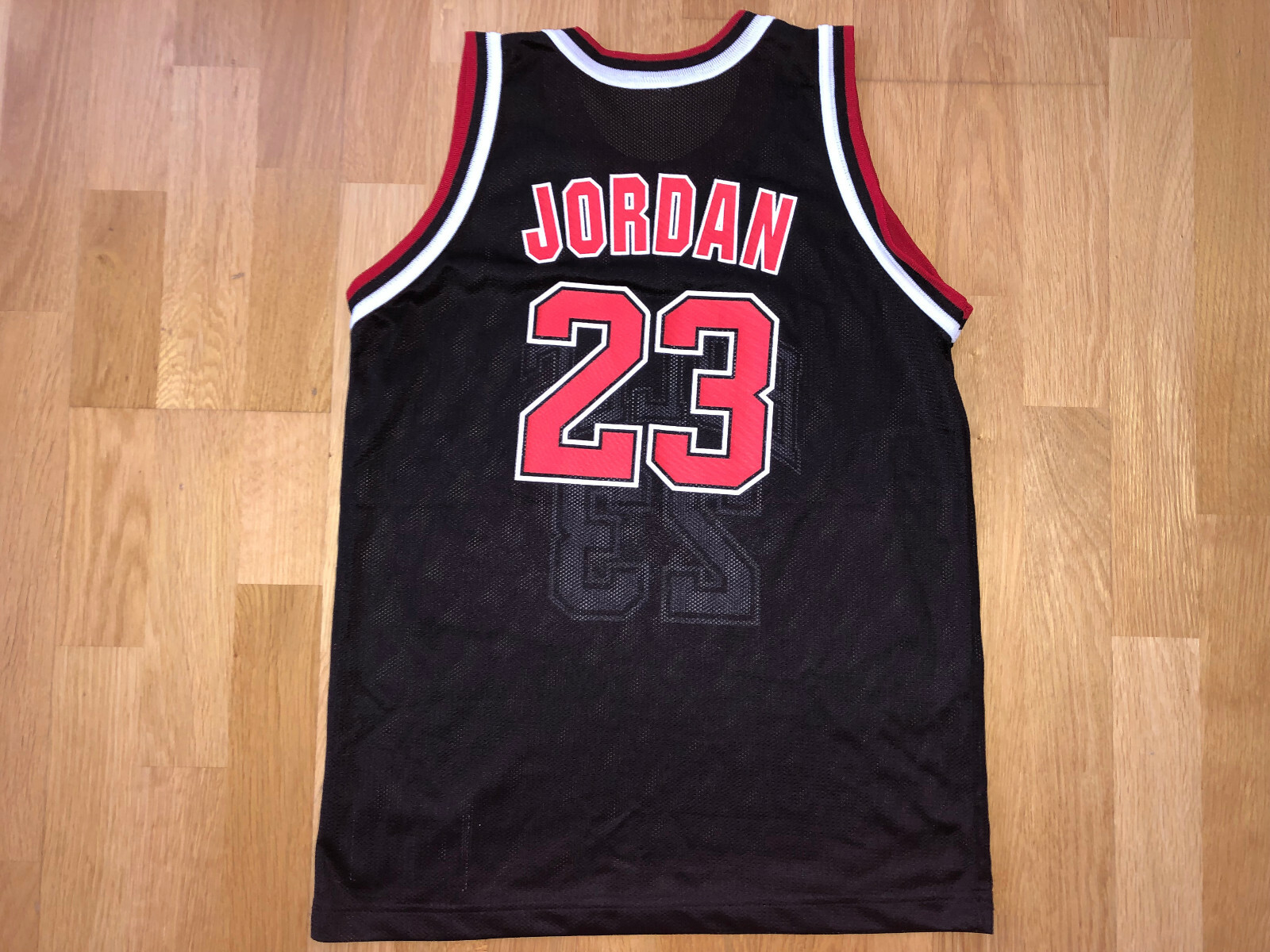 Michael Jordan #23 Chicago Bulls NBA Champion Black Jersey Youth L 14-16 Reverse
