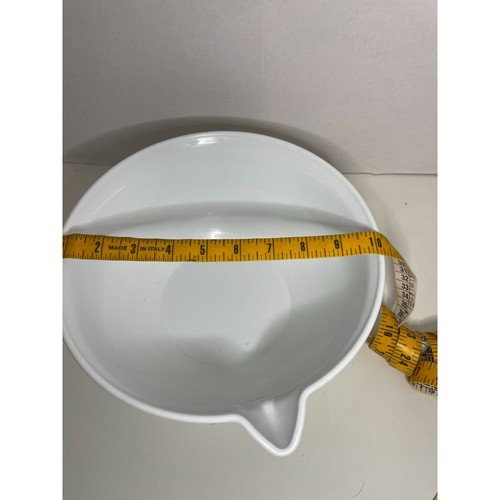 A Vintage Disney Mickey & Minnie Plastic Mixing Bowl - Foto 2 di 10