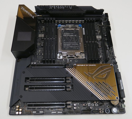 ASUS ROG Zenith II Extreme ALPHA - Bild 2 von 6