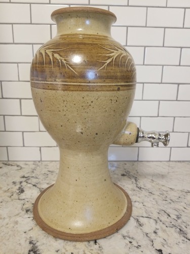 Signed Mid Century Studio Pottery Stoneware Water Jug Beverage Dispenser "Rare" - Picture 2 of 10