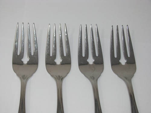 1847 Rogers Bros. ANNIVERSARY Salad Forks Stainless Flatware 6 3/8" - Picture 2 of 5