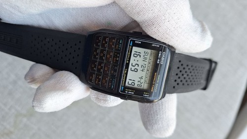 Casio Data Bank 676 DBC-62 Calculator Quartz Digital Vintage Watch - Picture 17 of 17