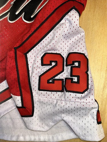“GOAT” 23 NBA Chicago Bulls Just Don Shorts Black Size Medium EUC RARE - Picture 10 of 21