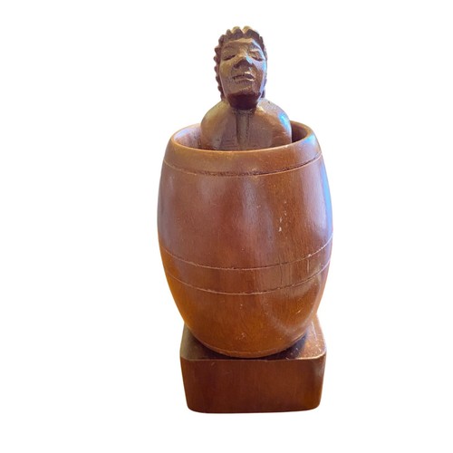 Vintage Holz handgeschnitzt Akt Frau im Fass Neuheit riskant MCM Teak frech - Bild 1 von 16