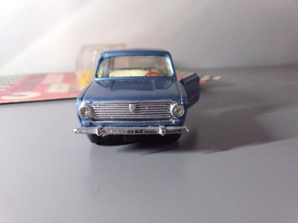 MERCURY Fiat 124 berlina scale 1/43 Made in Italy RARO - Immagine 3 di 4