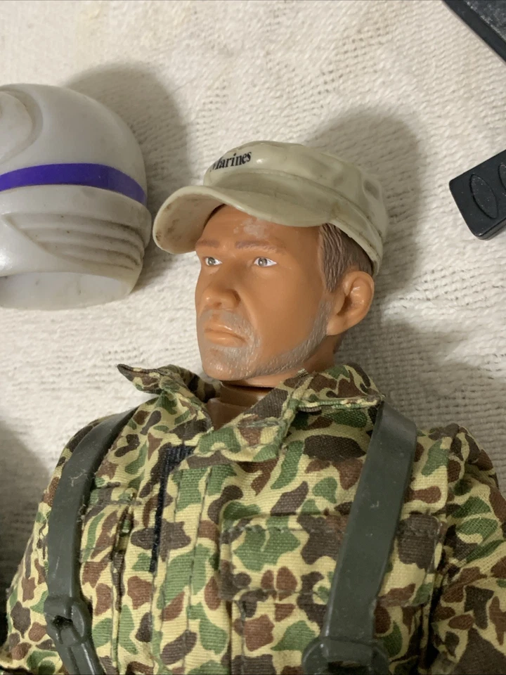 Figuras de acción GI Joe de colección con armas y casco.  Lote de 2. Foto 2 de 4