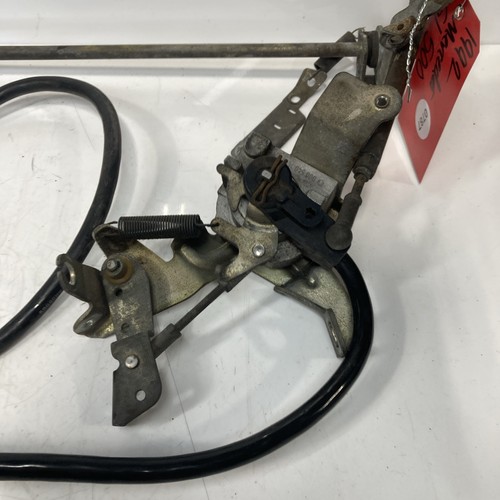 1990-1992 Mercedes R129 500SL M119 ASR Throttle Linkage Assembly OEM 0005401417 - Picture 6 of 20