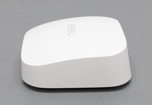 Sistema eero PRO 6E S010211 AX5400 malla de tres bandas Wi-Fi 6E (paquete de 2) - Imagen 5 de 8