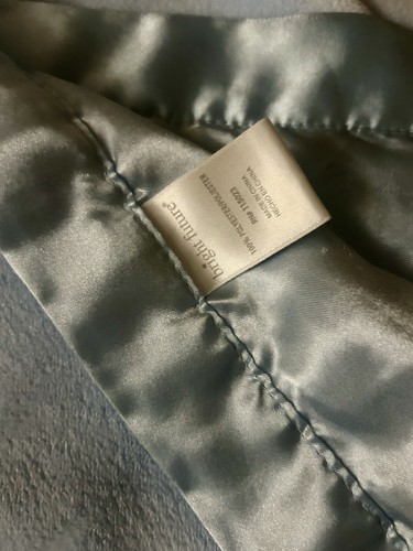 Bright Future Blue velvet soft velour satin back & trim baby blanket 30x40 EUC - Picture 4 of 6