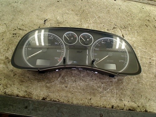 KM TELLER Peugeot 307 (3A/C/D) Hatchback 1.6 16V (TU5JP4(NFU)) 2002 P9636708580