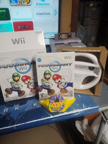 Mario Kart Wii  Steering Wheel Big Box Bundle W/ wheel-with game (CIB) Tested