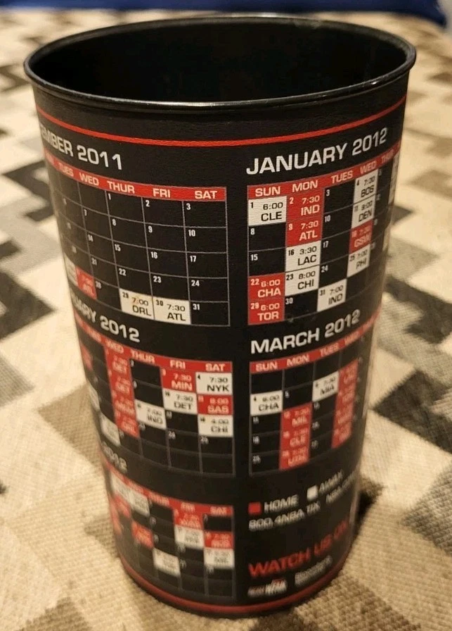 New Jersey Nets - 35º Años - Copa Souvenir Schedue - 2012 Foto 2 de 2