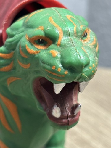 Vintage 1983 He-Man MOTU Battle Cat with Saddle w/white in eyes - Picture 2 of 6