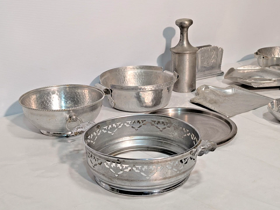 Lot of 11: Antique Asstd Silverplate Serving Dishes, Pyrex Cover, Napkin Holder - Image 4 of 4