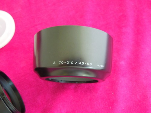Minolta AF Zoom 70-210mm Lens f/4.5 -5.6 AF Mount or Sony A Mount & Lens Hood - Picture 6 of 7