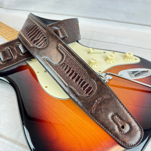 Walker & Williams GC-25 Weathered Dark Brown Gator Strap with Padded Back - Picture 3 of 14